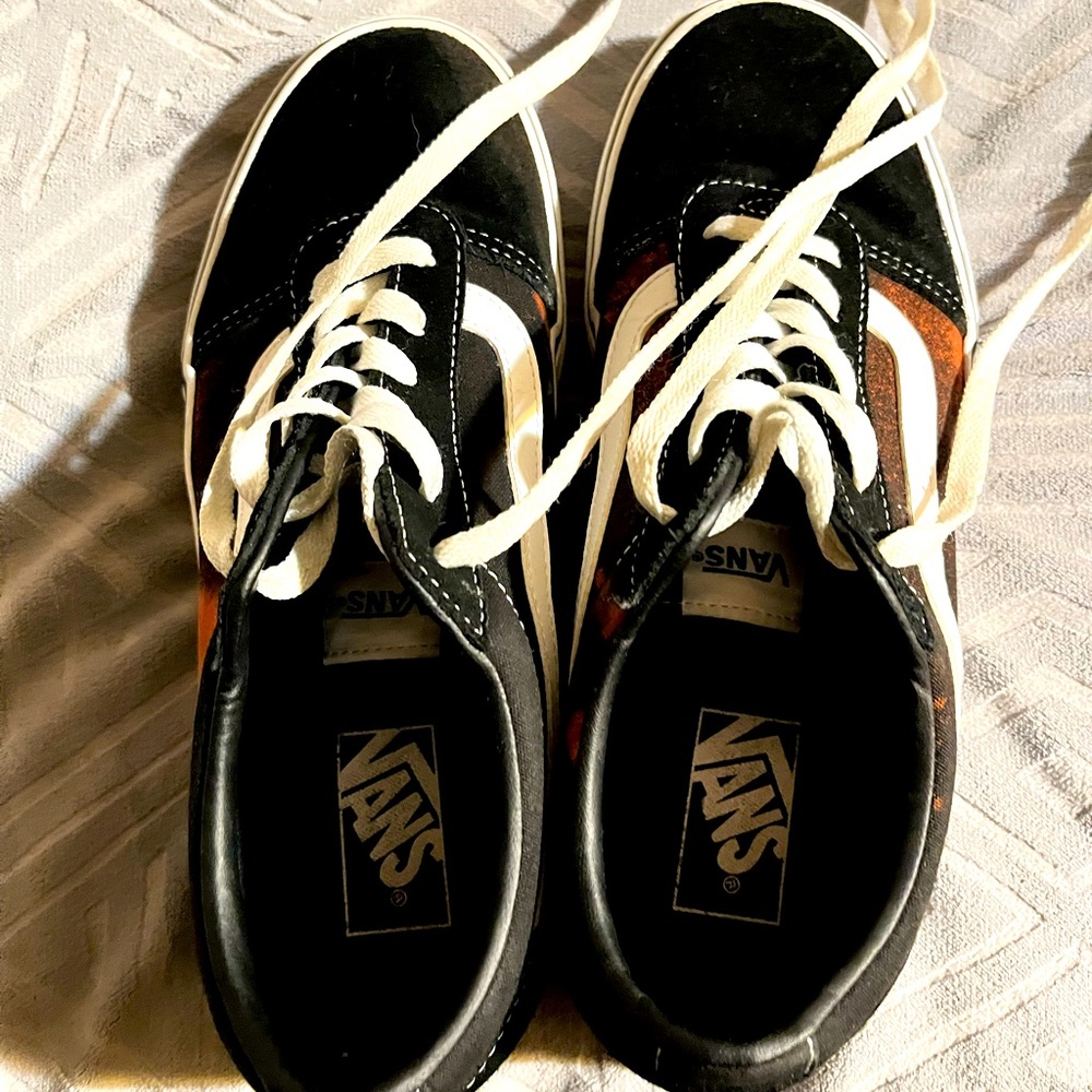VANs Off The Walk Old Skool unisex shoe